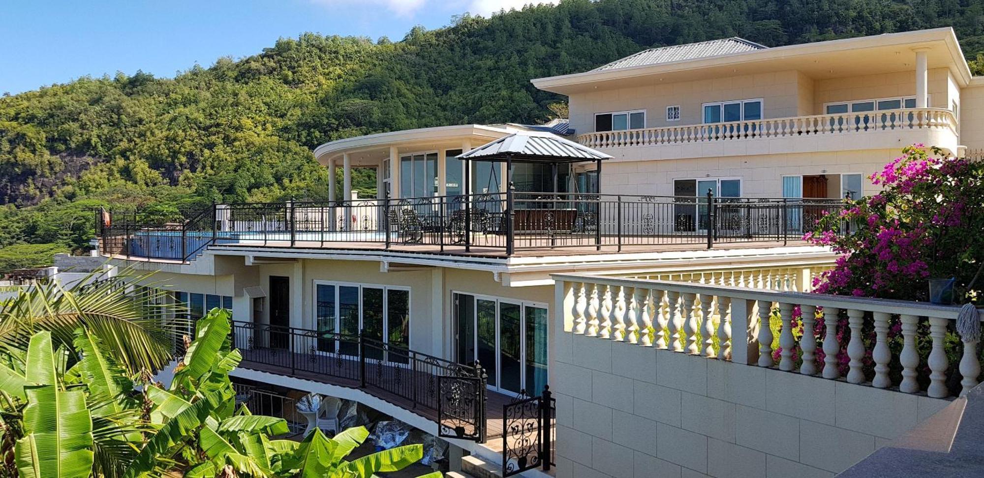 Amanda Villa - Best Value Mountain Top Inn Au Cap 외부 사진
