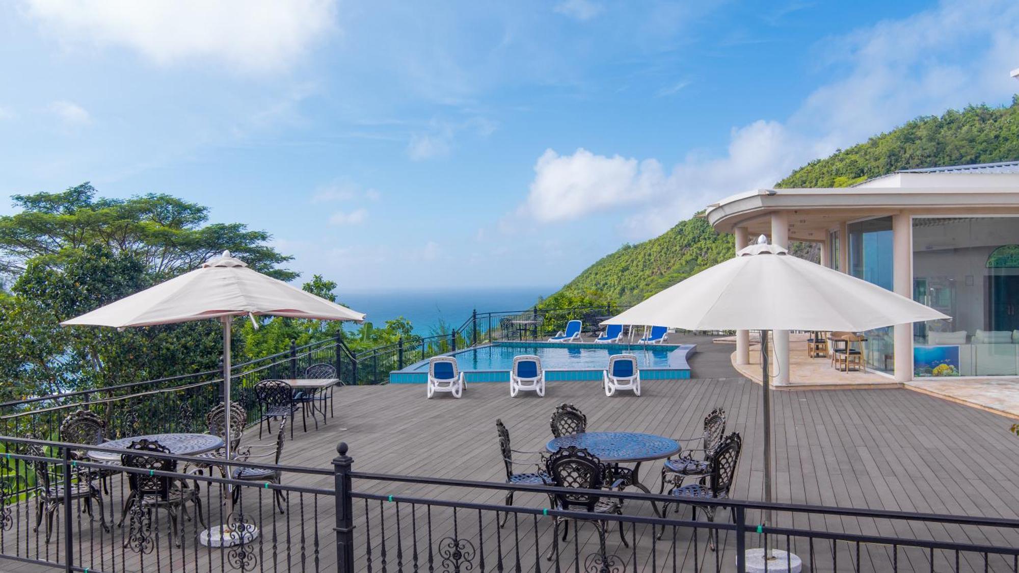 Amanda Villa - Best Value Mountain Top Inn Au Cap 외부 사진