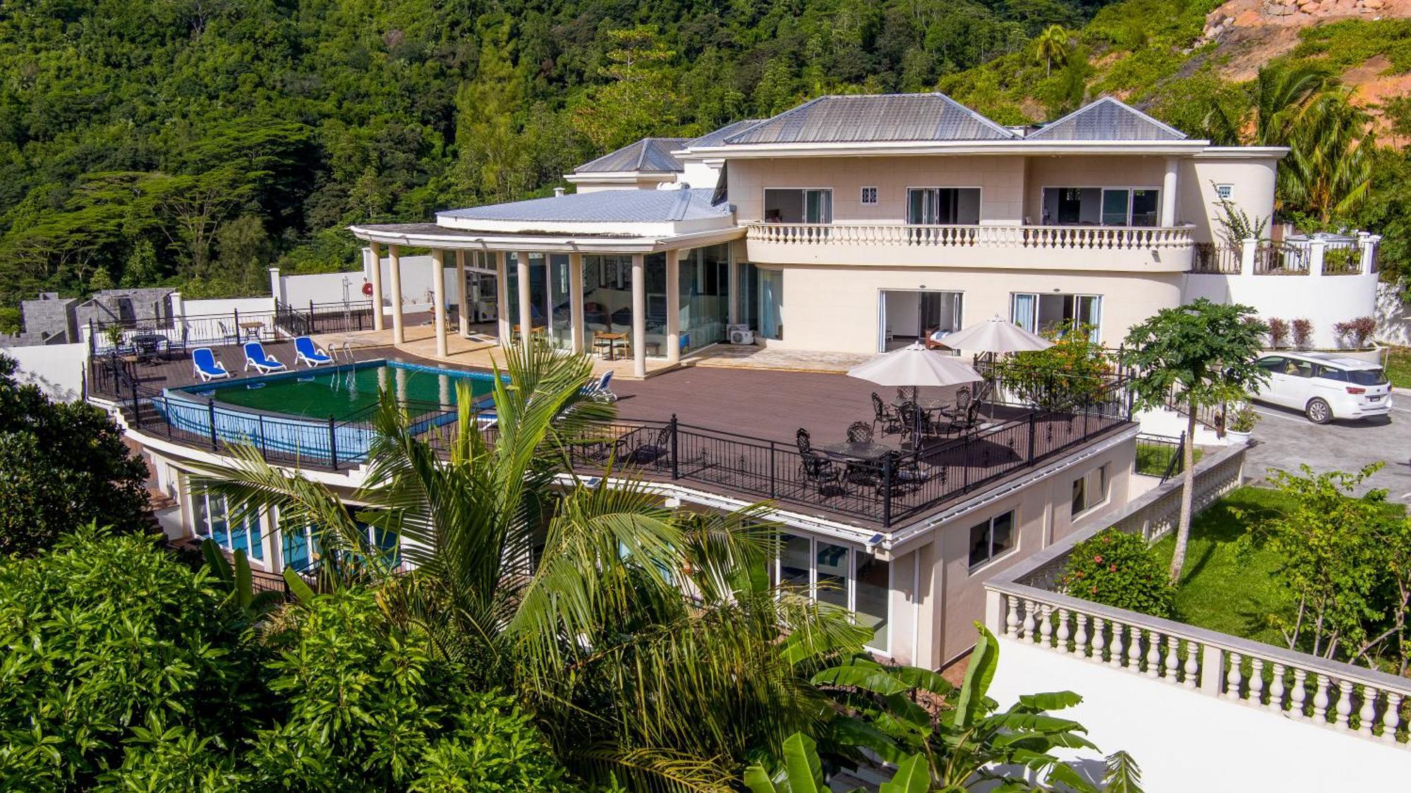 Amanda Villa - Best Value Mountain Top Inn Au Cap 외부 사진