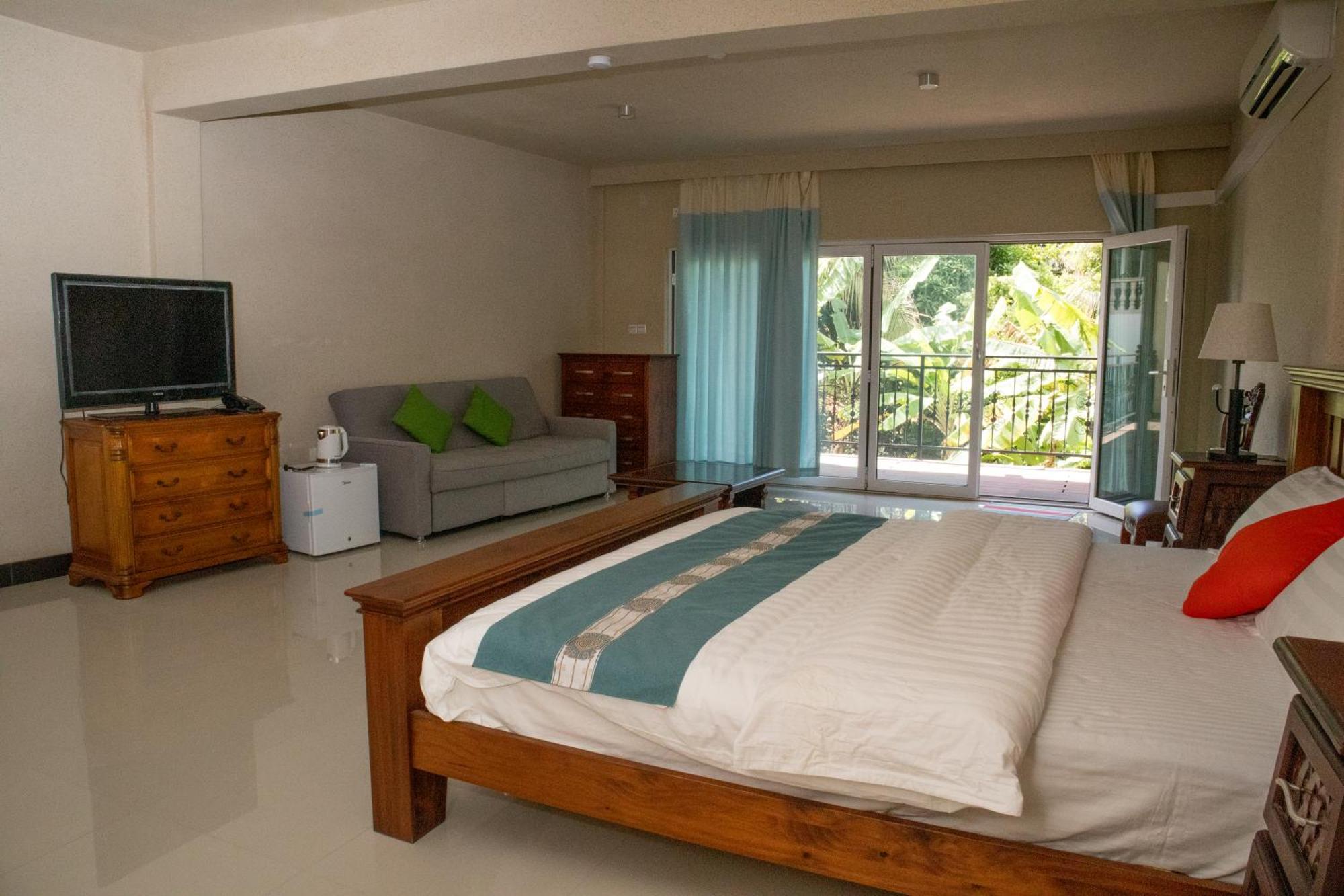 Amanda Villa - Best Value Mountain Top Inn Au Cap 외부 사진