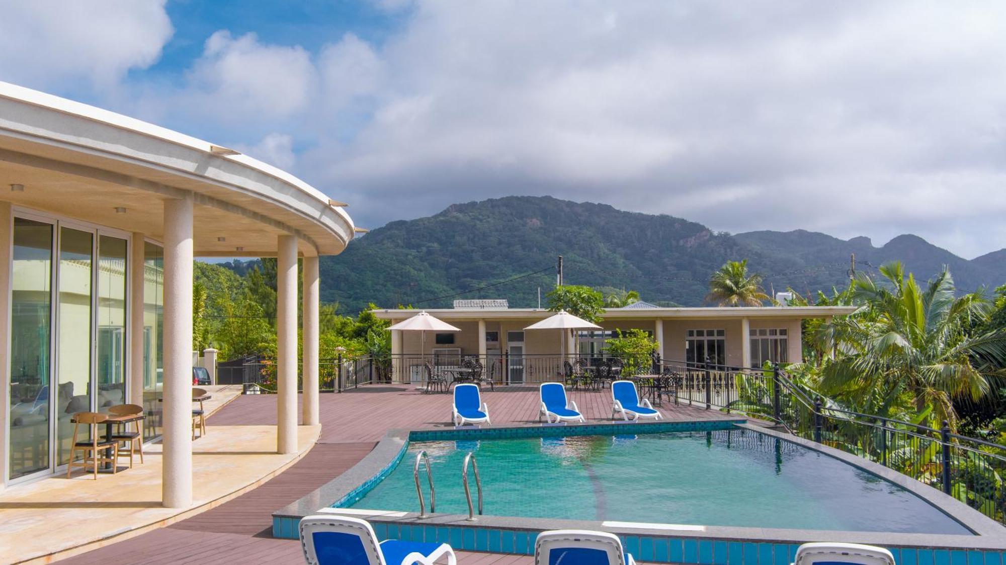 Amanda Villa - Best Value Mountain Top Inn Au Cap 외부 사진