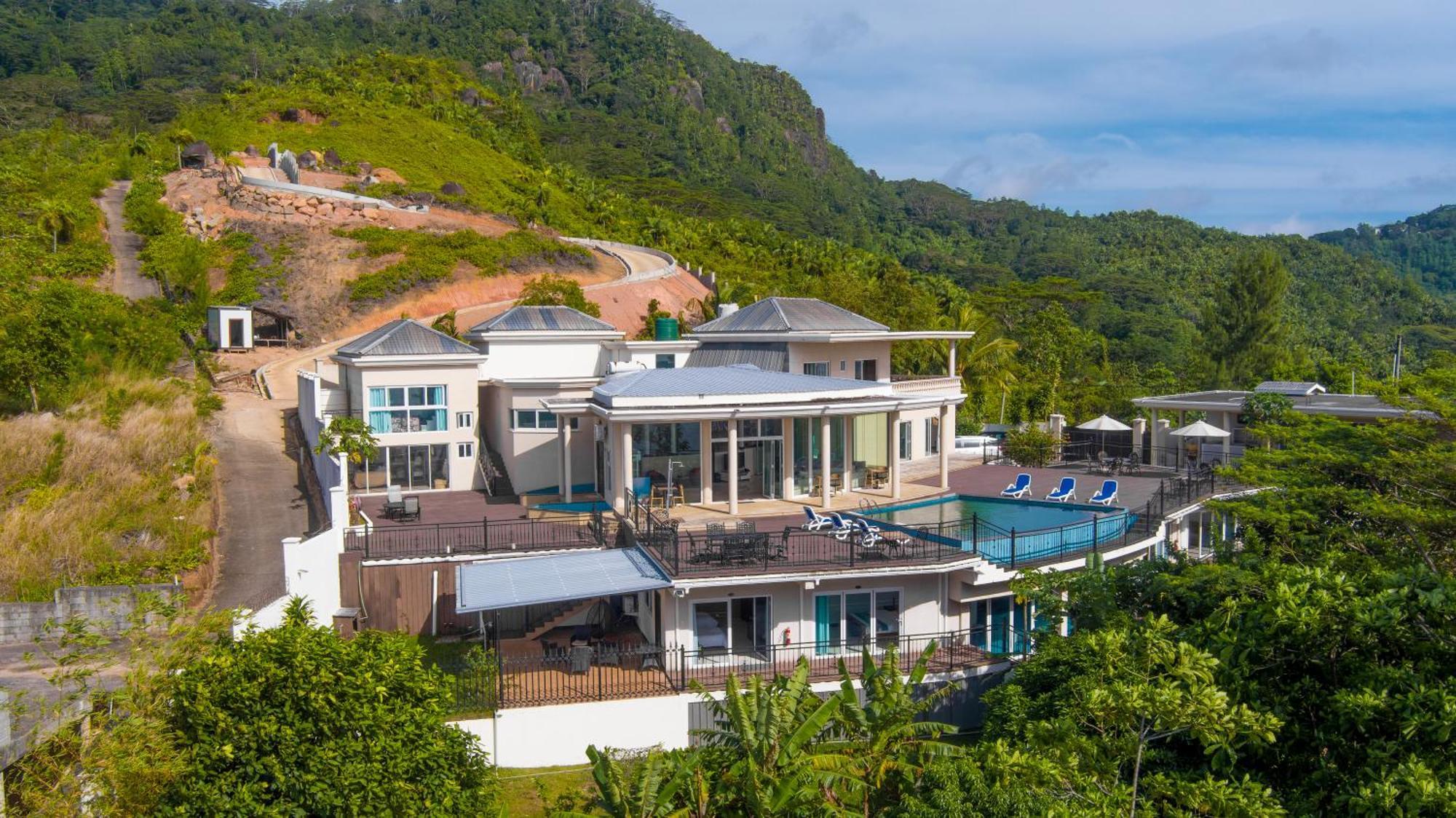 Amanda Villa - Best Value Mountain Top Inn Au Cap 외부 사진