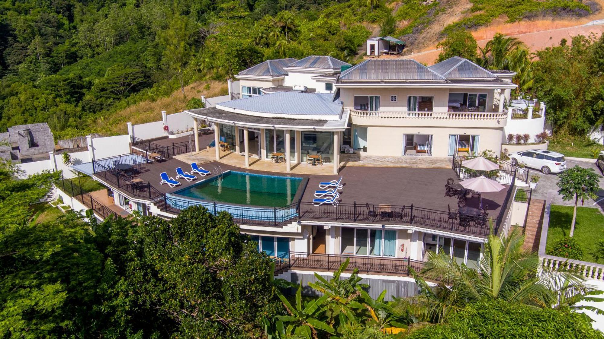 Amanda Villa - Best Value Mountain Top Inn Au Cap 외부 사진