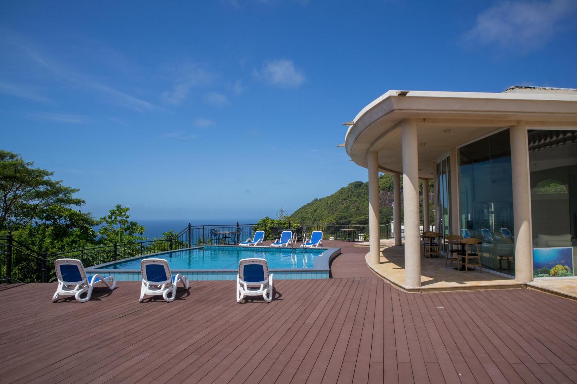 Amanda Villa - Best Value Mountain Top Inn Au Cap 외부 사진
