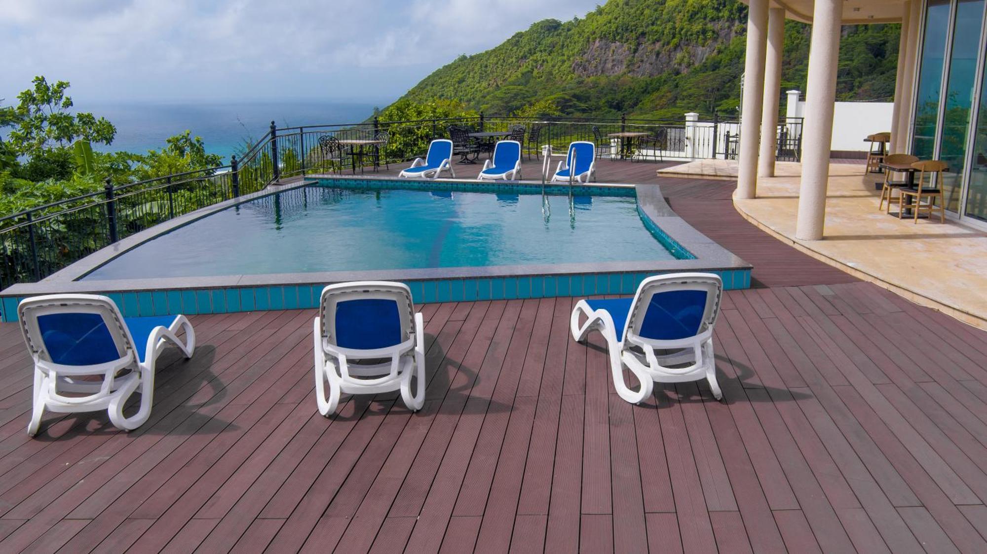 Amanda Villa - Best Value Mountain Top Inn Au Cap 외부 사진