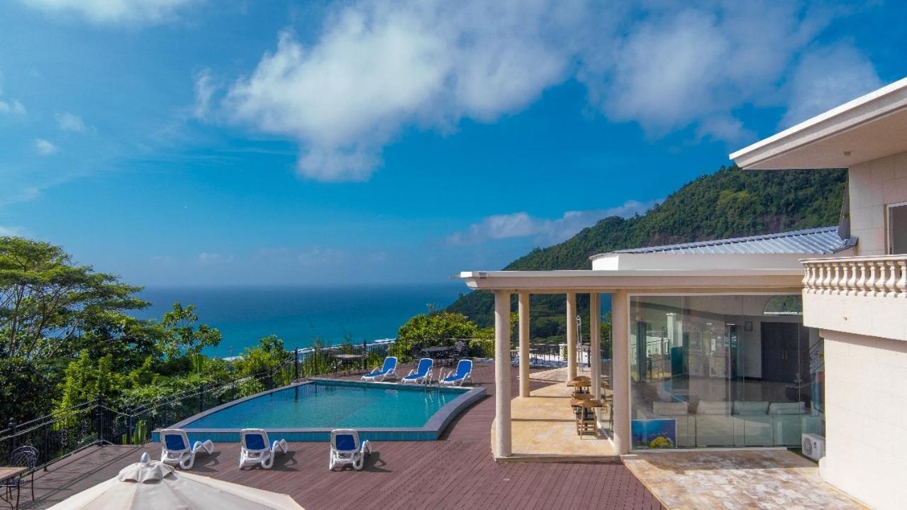 Amanda Villa - Best Value Mountain Top Inn Au Cap 외부 사진